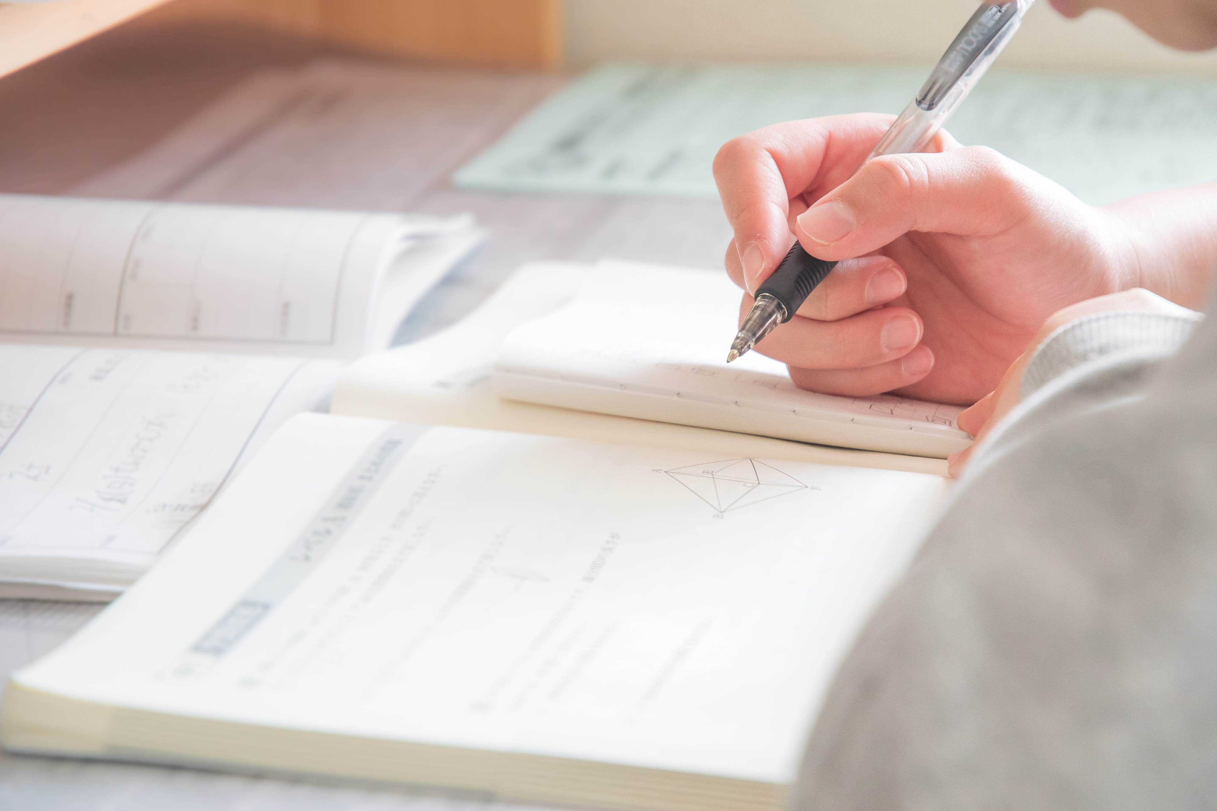 ノートに書く手