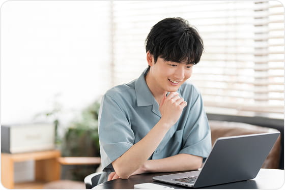 オンラインで勉強する様子